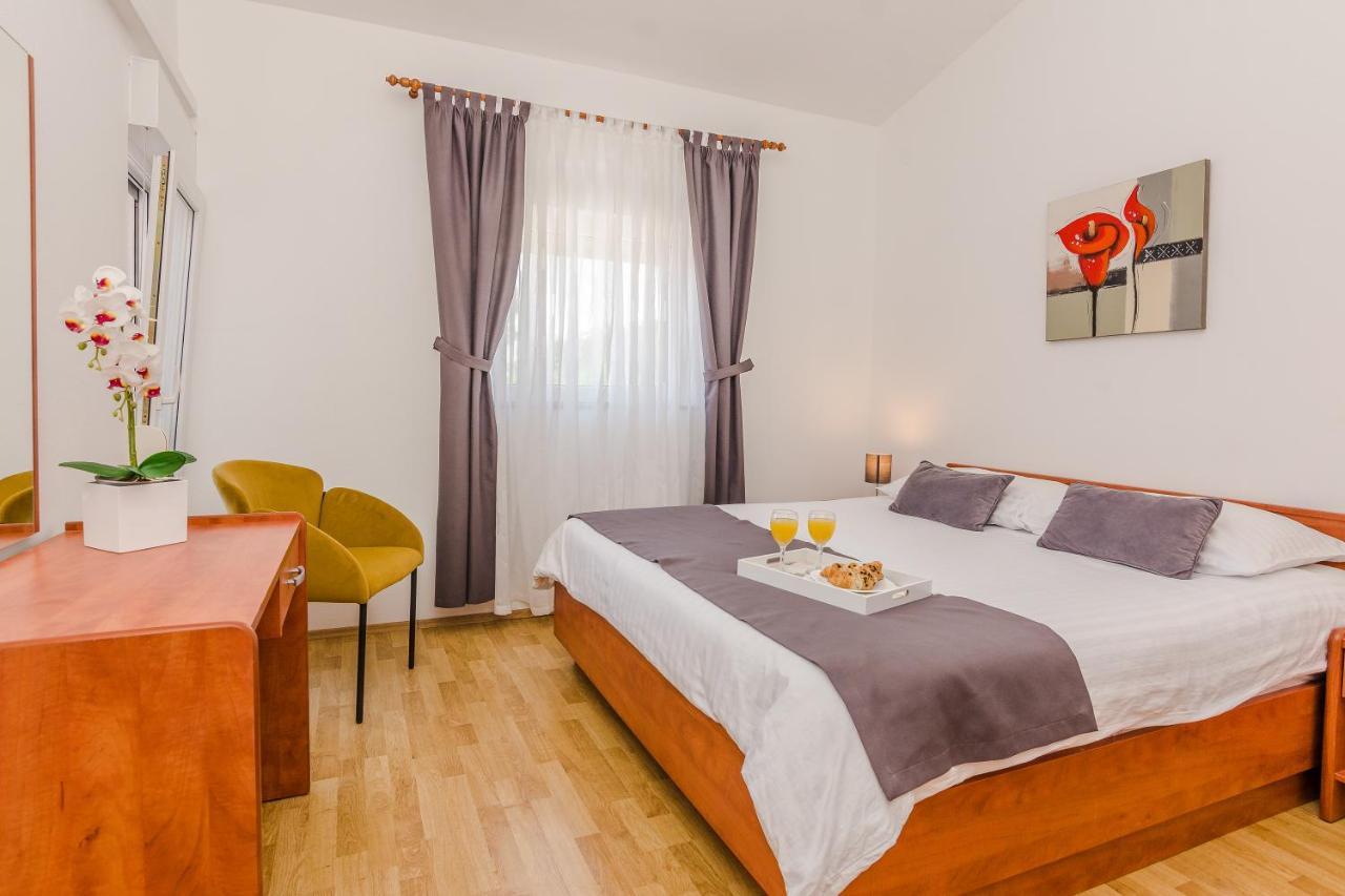 Apartments Marija Starigrad Paklenica Extérieur photo