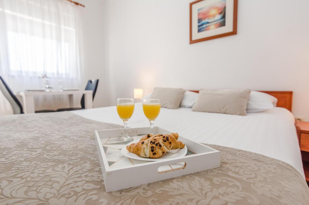 Apartments Marija Starigrad Paklenica Extérieur photo